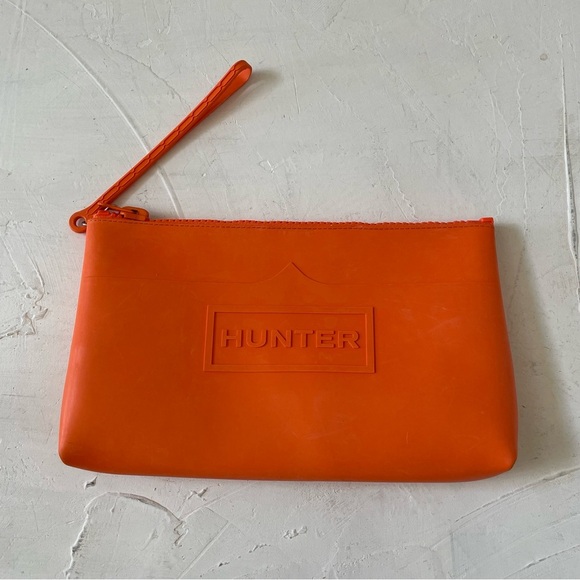 Hunter for Target small orange rubber wristlet - Picture 2 of 9